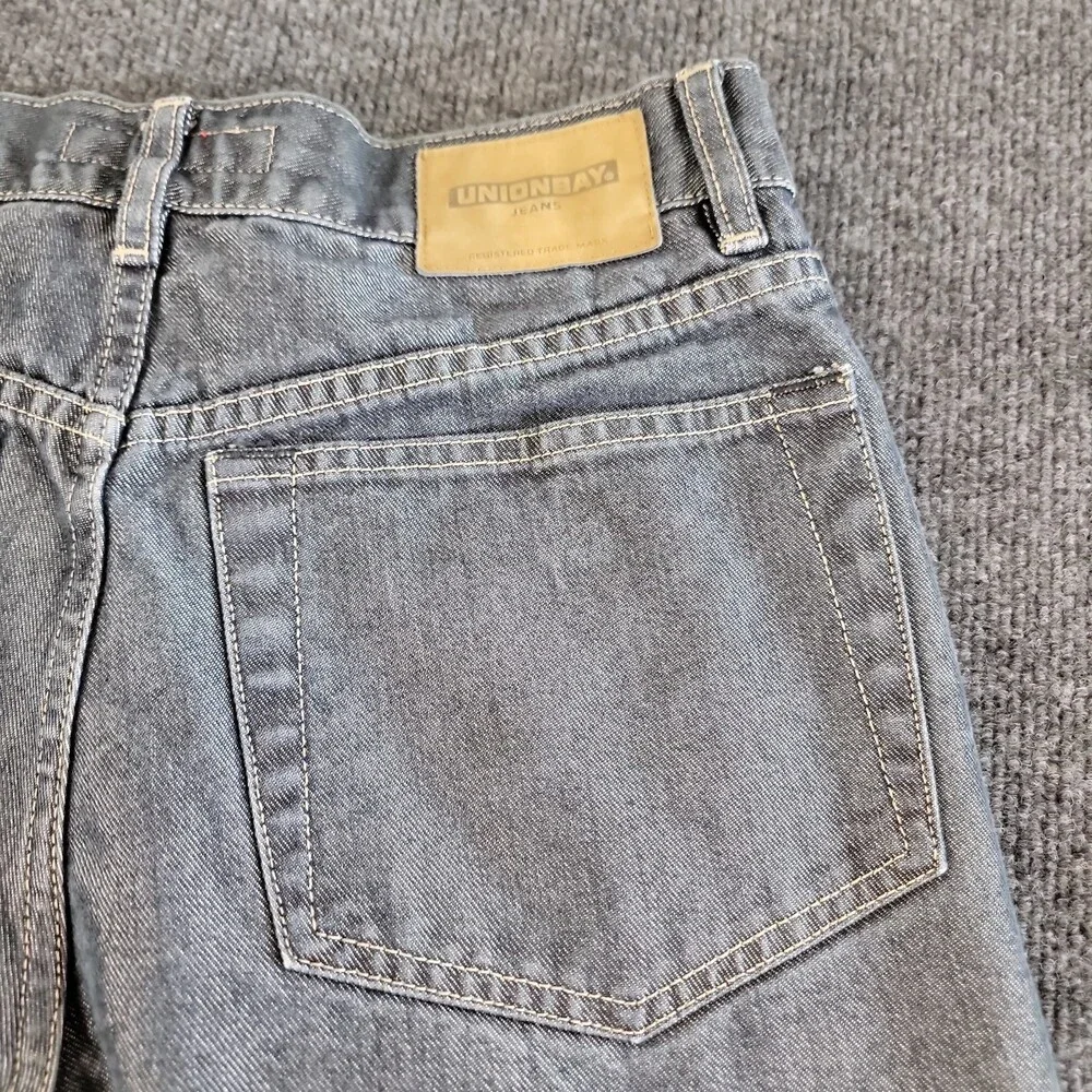 Vintage Y2K Union Bay Jeans Size 30x32 Distressed Faded Grunge Gray